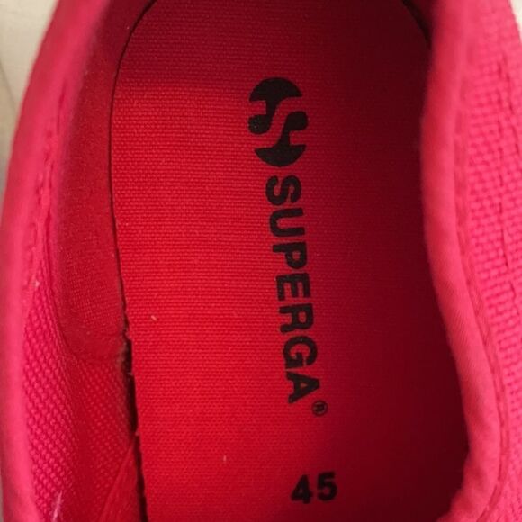 SUPERGA RED 2750 CLASSIC SNEAKERS.  NEW - Picture 4 of 9
